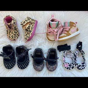 Baby girl shoes 3-12 months